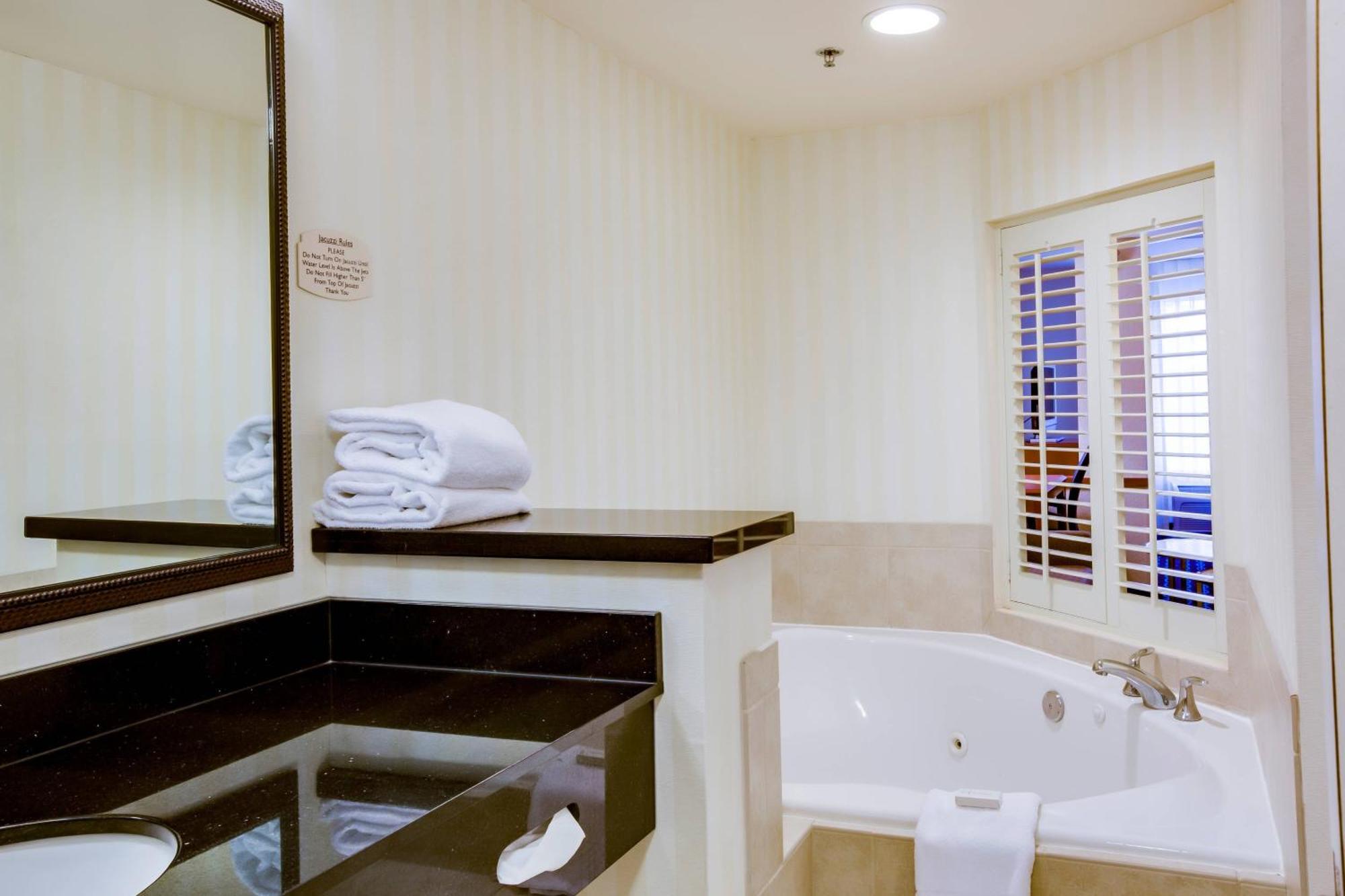 Fairfield Inn And Suites By Marriott Titusville Kennedy Space Center Esterno foto